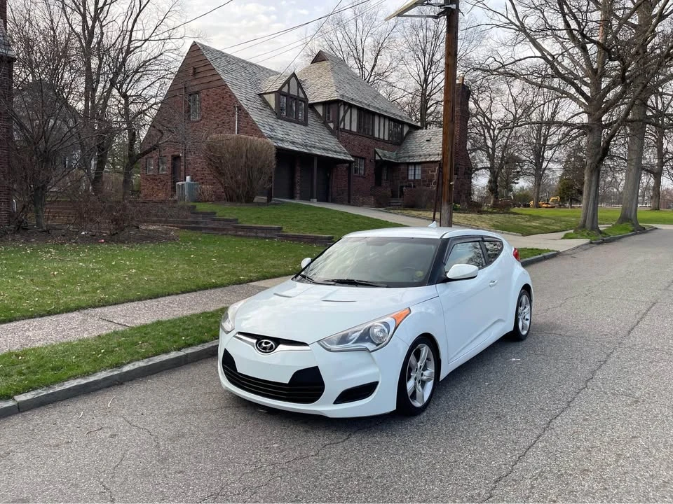 2013 Hyundai Veloster - Image 5 of 13