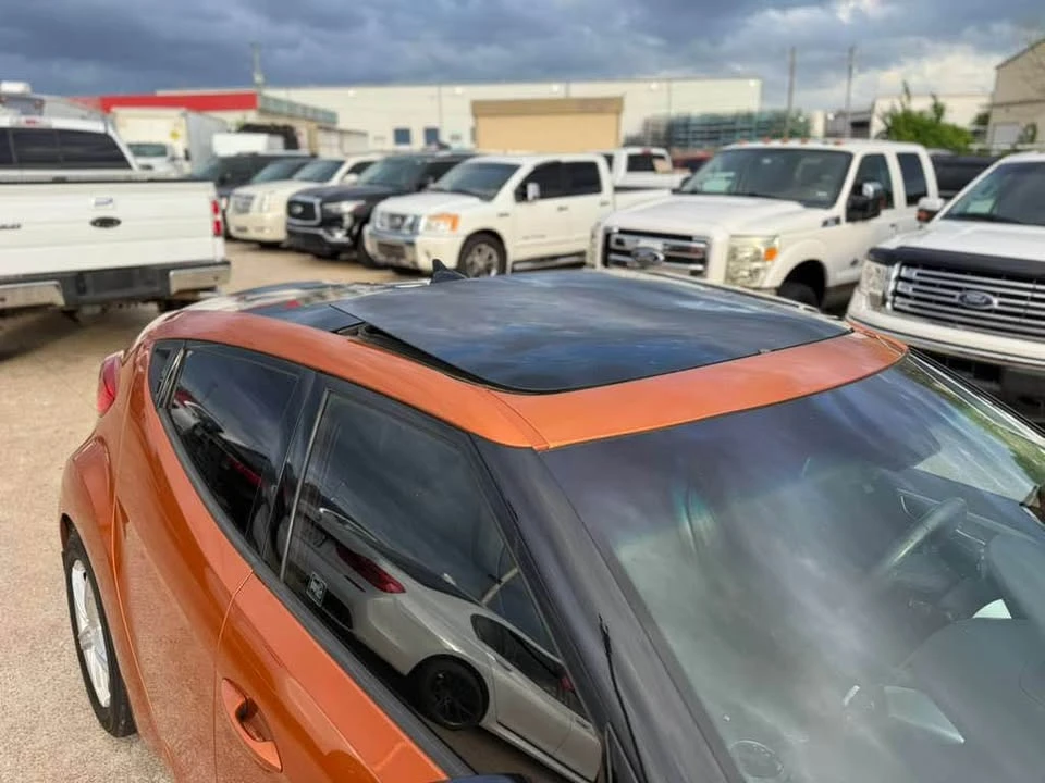 2013 Hyundai Veloster - Image 14 of 20