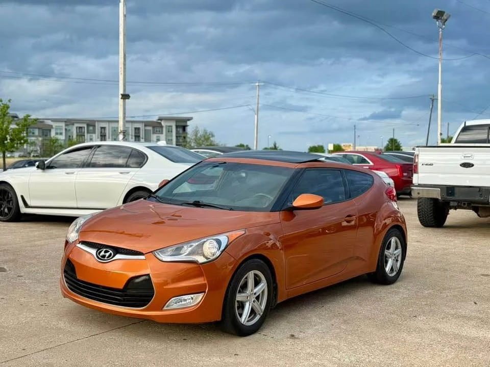 2013 Hyundai Veloster - Image 6 of 20