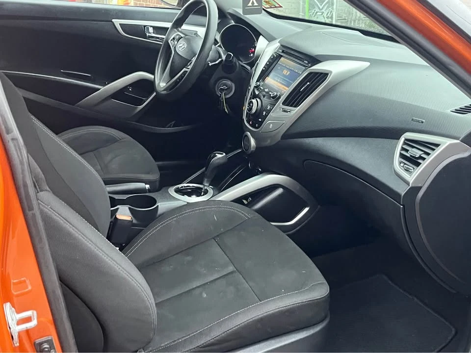 2013 Hyundai Veloster - Image 14 of 14