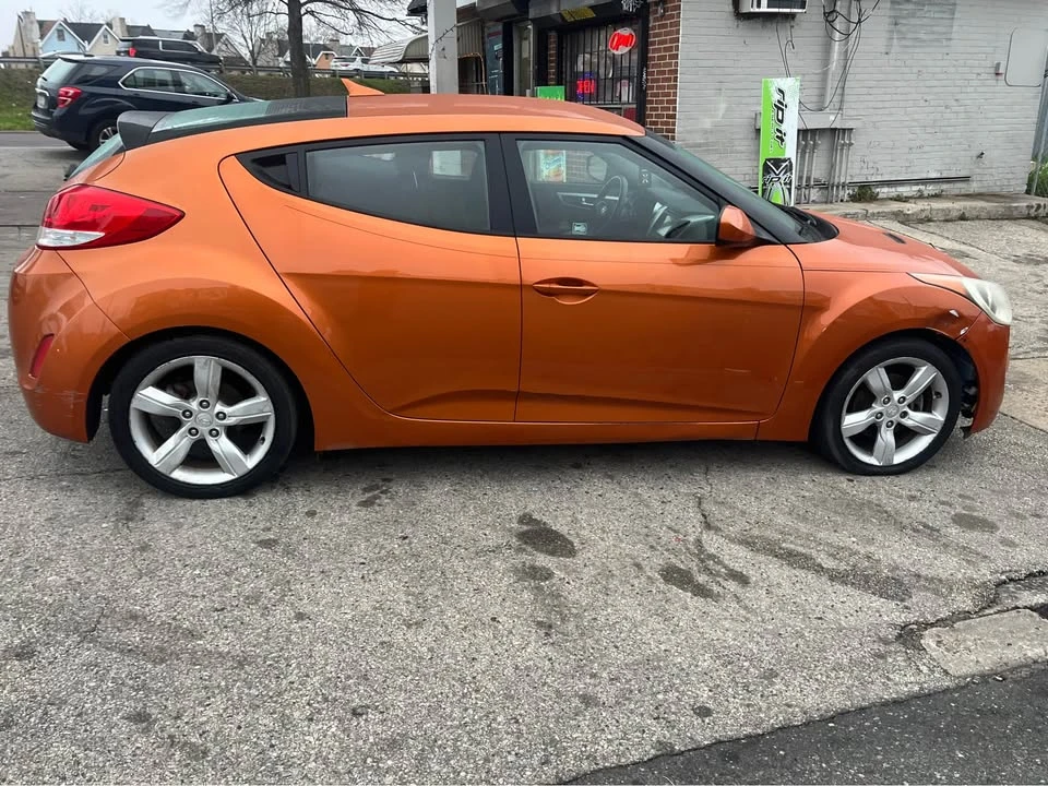 2013 Hyundai Veloster - Image 5 of 14