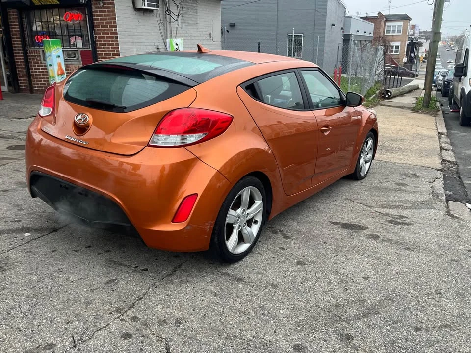 2013 Hyundai Veloster - Image 4 of 14