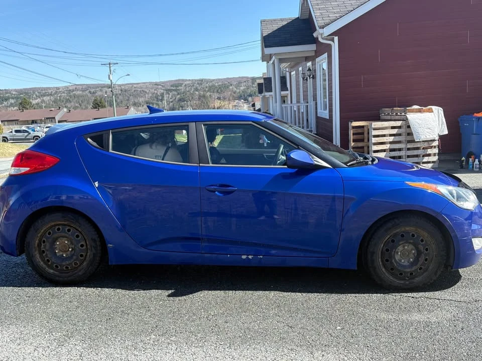 2013 Hyundai Veloster - Image 3 of 6
