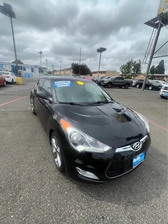 2013 Hyundai Veloster - Image 19 of 20