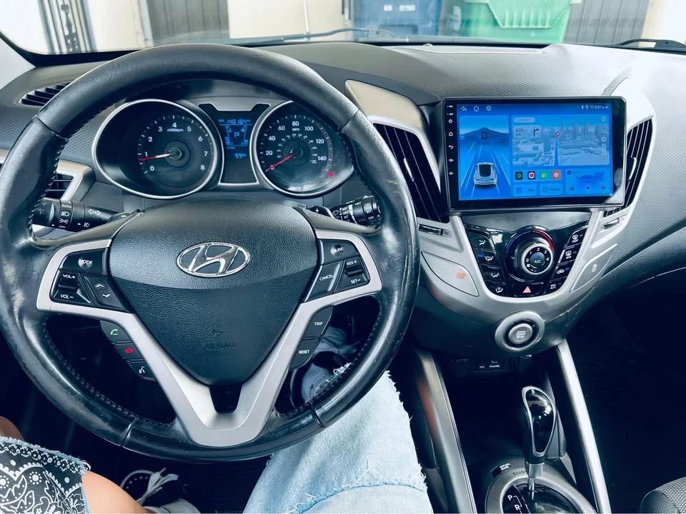 2013 Hyundai Veloster - Image 9 of 12