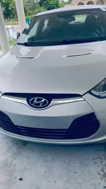 2013 Hyundai Veloster - Image 12 of 12