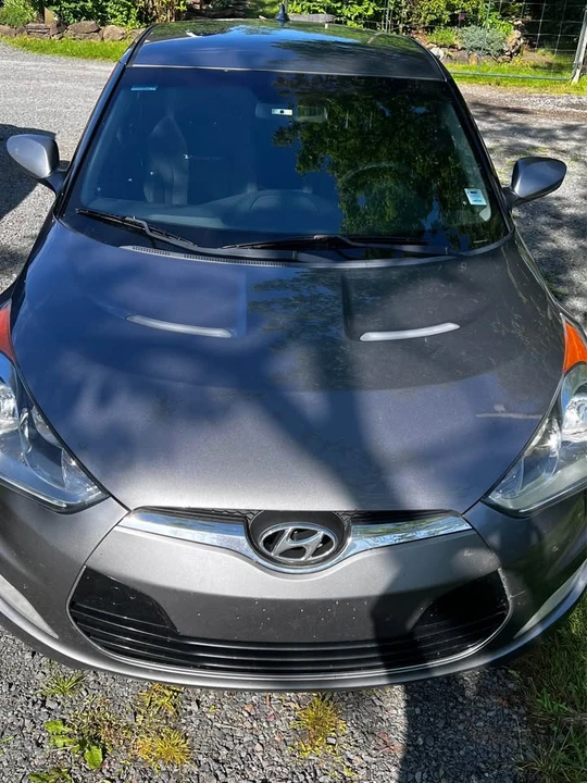 2013 Hyundai Veloster - Image 2 of 5
