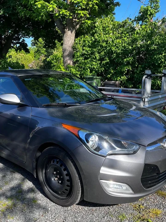 2013 Hyundai Veloster - Image 3 of 5
