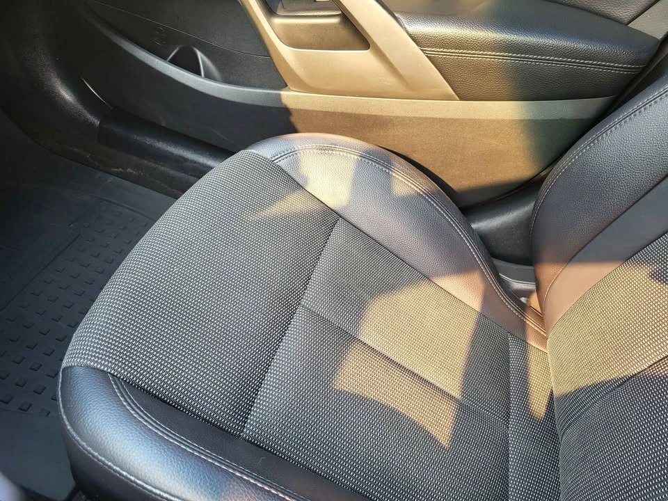 2013 Hyundai Veloster - Image 14 of 20
