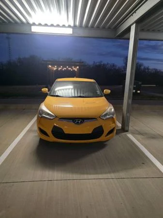 2013 Hyundai Veloster - Image 2 of 7