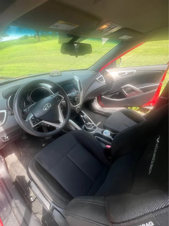 2013 Hyundai Veloster - Image 5 of 5