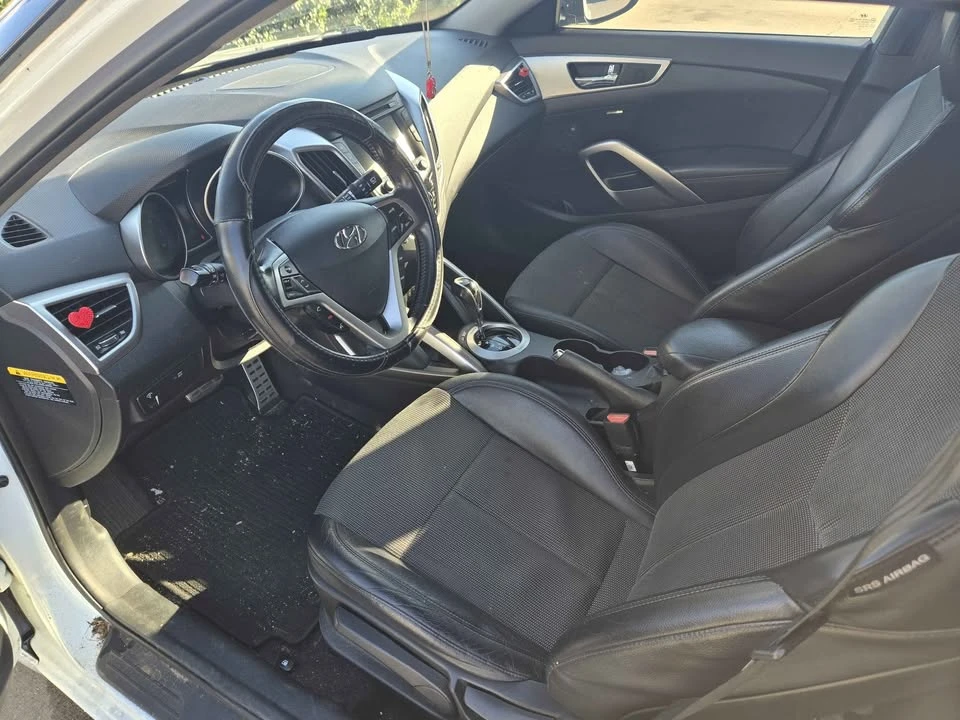 2013 Hyundai Veloster - Image 6 of 8