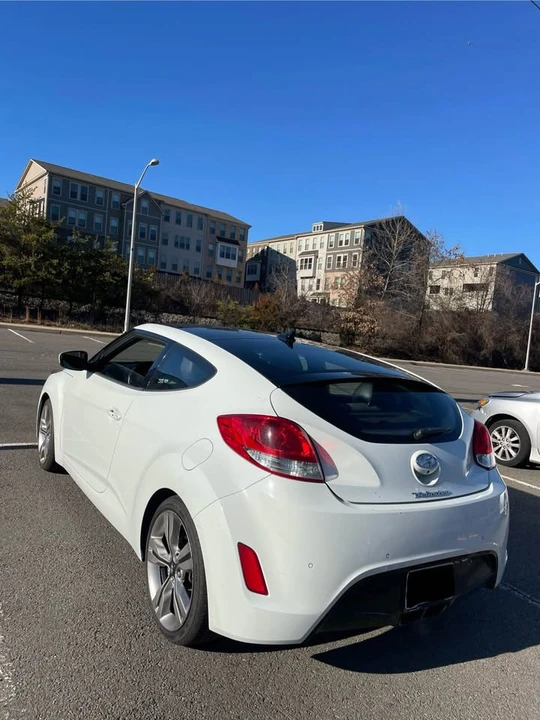 2013 Hyundai Veloster - Image 6 of 11
