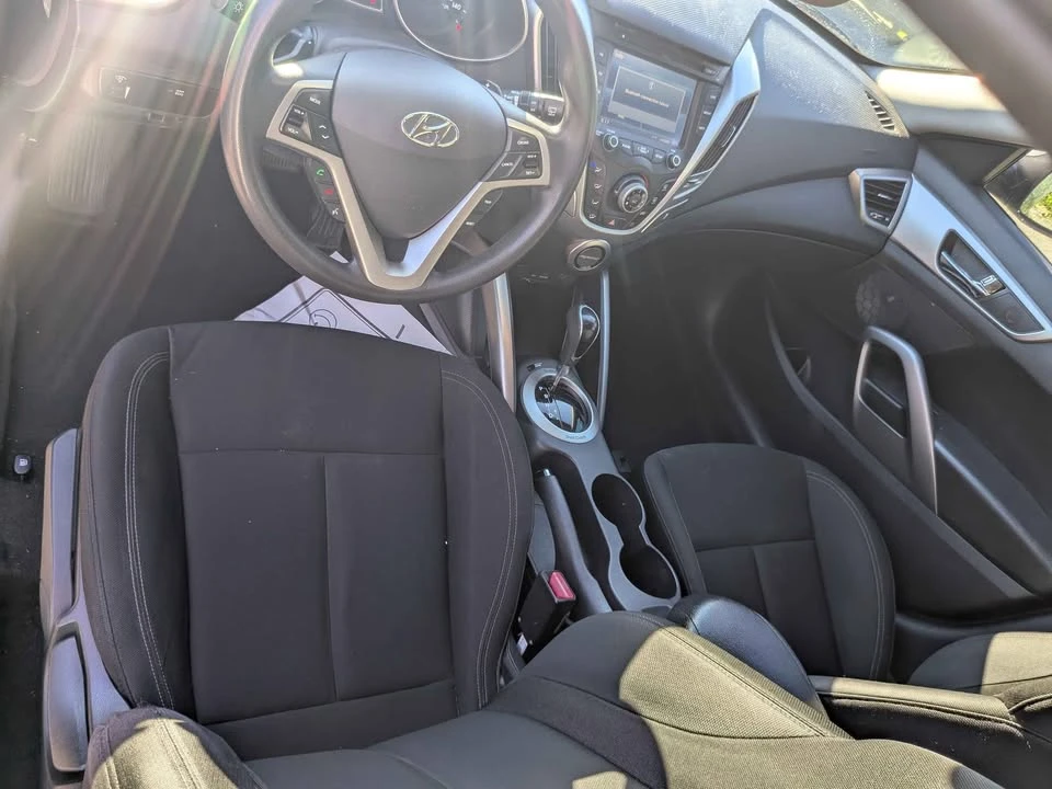 2013 Hyundai Veloster - Image 4 of 4