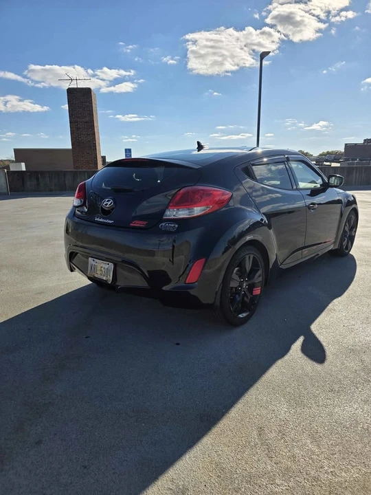 2013 Hyundai Veloster - Image 4 of 9