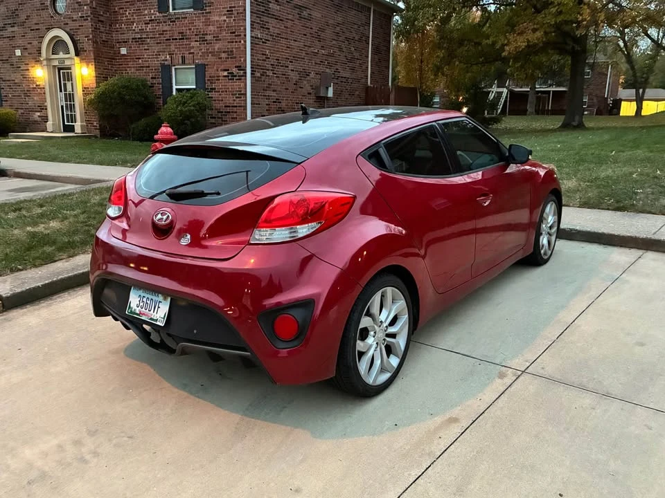 2013 Hyundai Veloster - Image 9 of 12