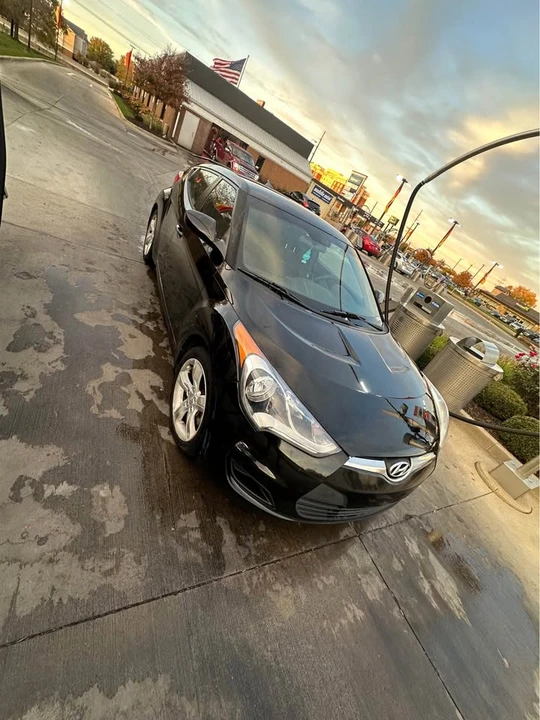 2013 Hyundai Veloster - Image 11 of 13