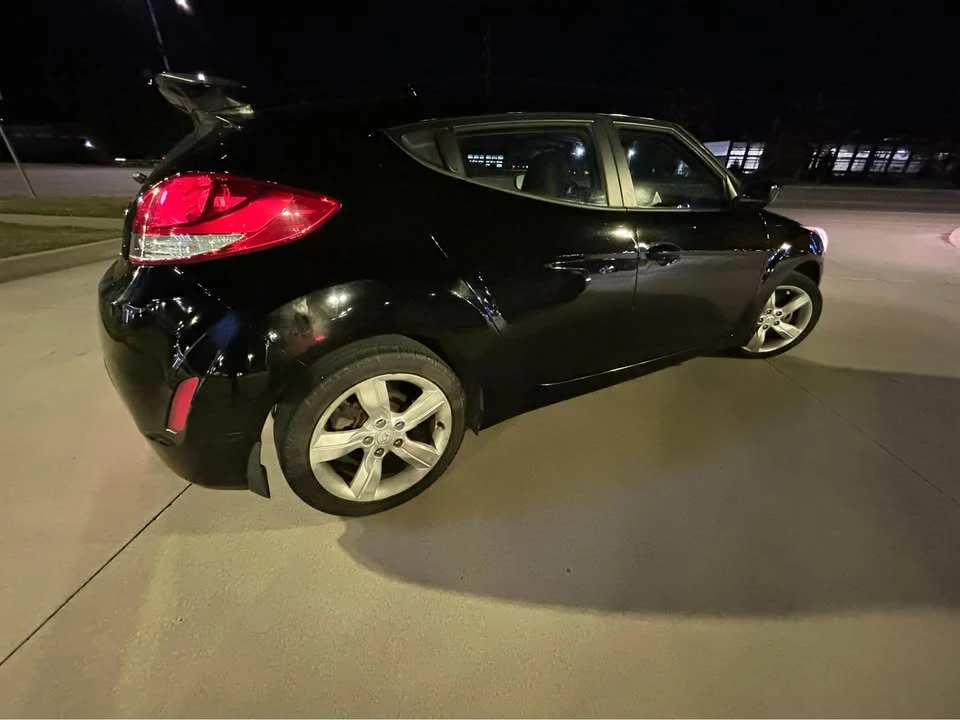 2013 Hyundai Veloster - Image 3 of 13
