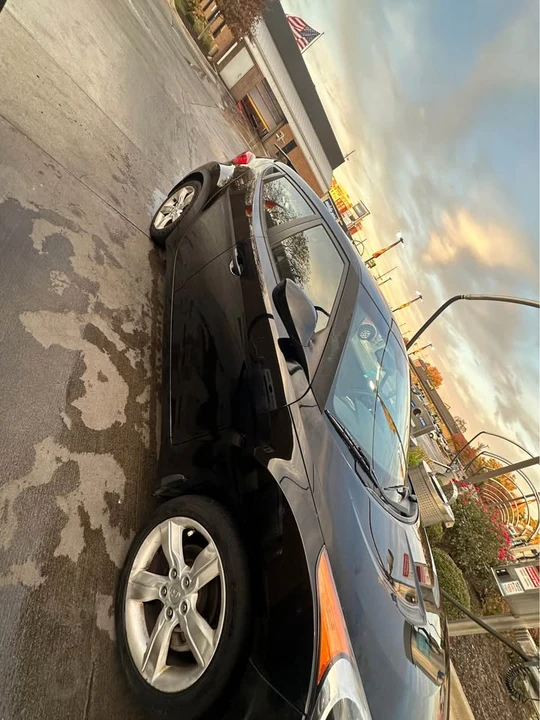 2013 Hyundai Veloster - Image 10 of 13