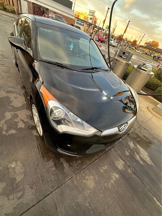 2013 Hyundai Veloster - Image 9 of 13