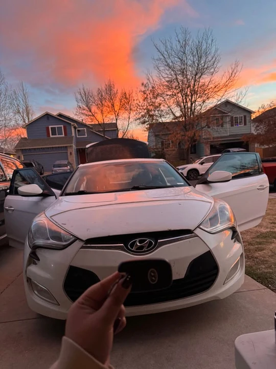 2013 Hyundai Veloster - Image 11 of 12