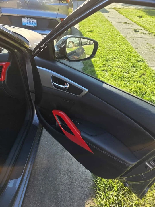 2013 Hyundai Veloster - Image 7 of 9