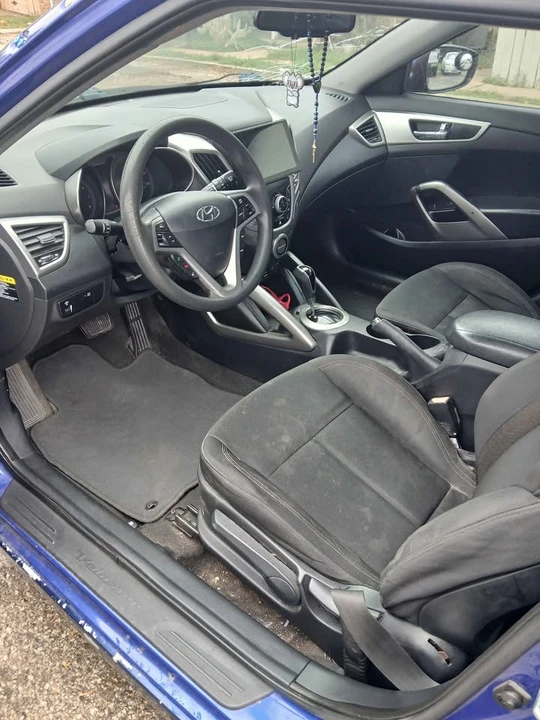 2013 Hyundai Veloster - Image 7 of 8