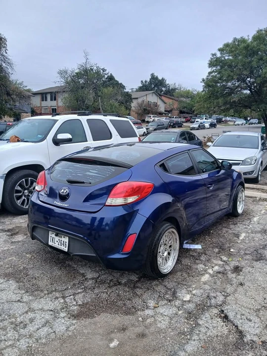 2013 Hyundai Veloster - Image 5 of 8