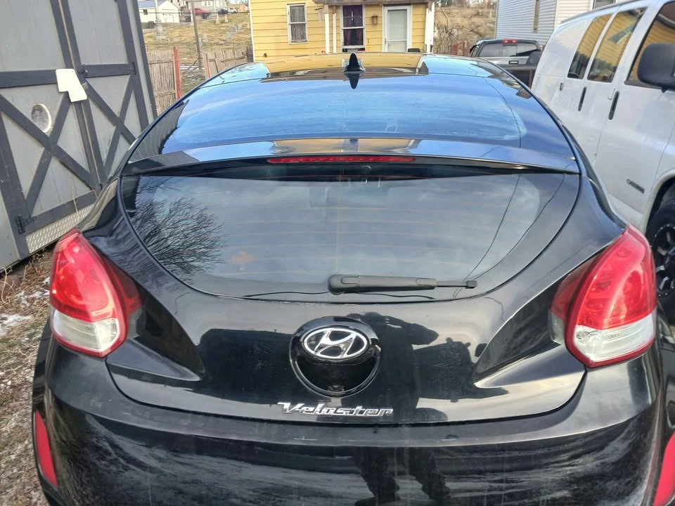 2013 Hyundai Veloster - Image 3 of 4