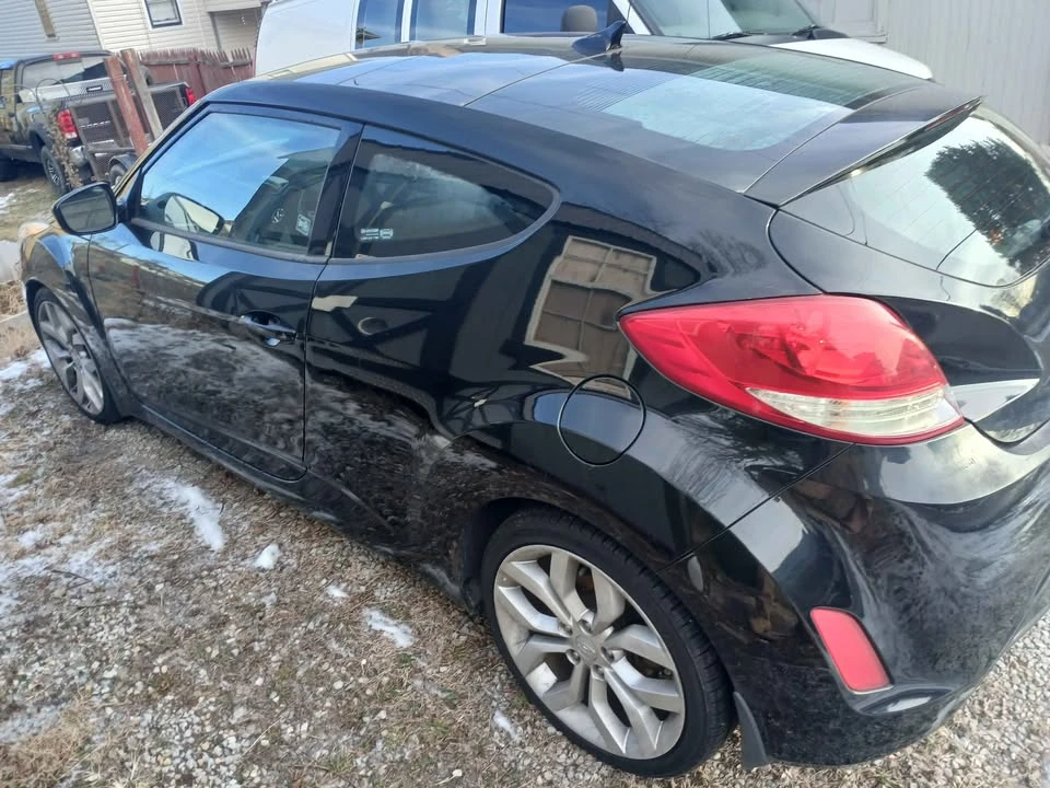 2013 Hyundai Veloster - Image 2 of 4