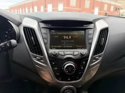 2013 Hyundai Veloster - Image 13 of 16