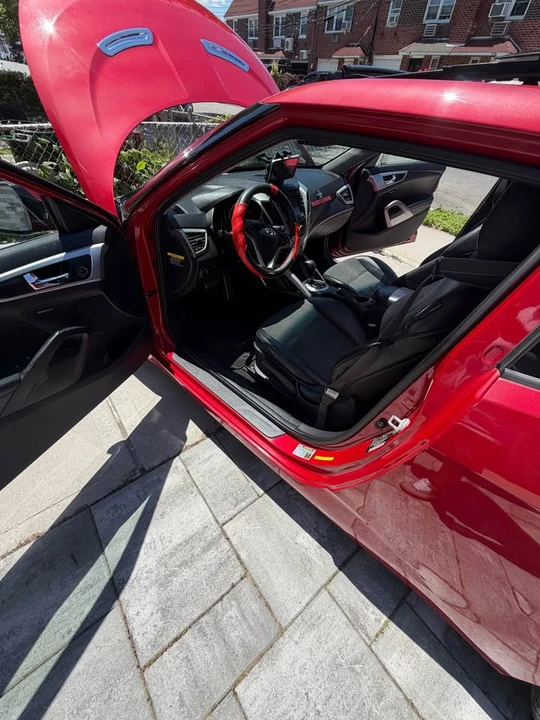 2013 Hyundai Veloster - Image 5 of 5