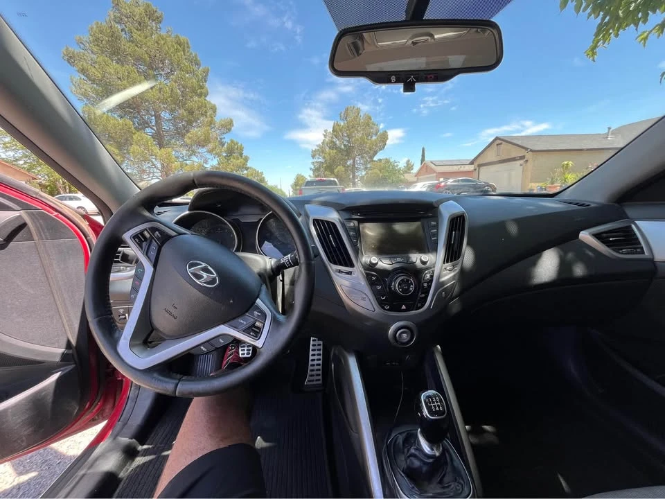 2013 Hyundai Veloster - Image 4 of 7