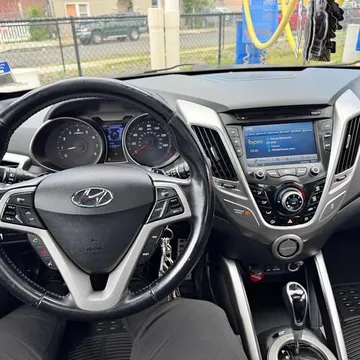 2013 Hyundai Veloster 2.0 Coupe