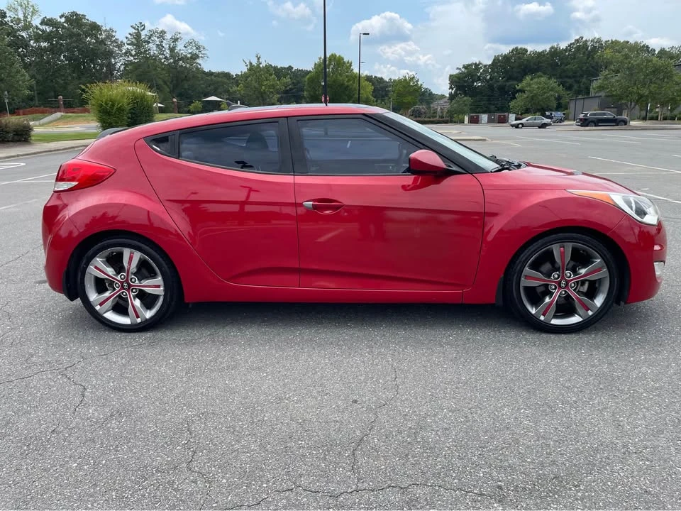2013 Hyundai Veloster - Image 4 of 20