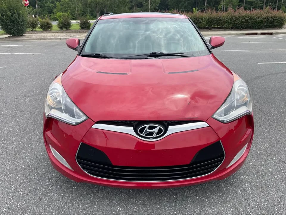 2013 Hyundai Veloster - Image 2 of 20