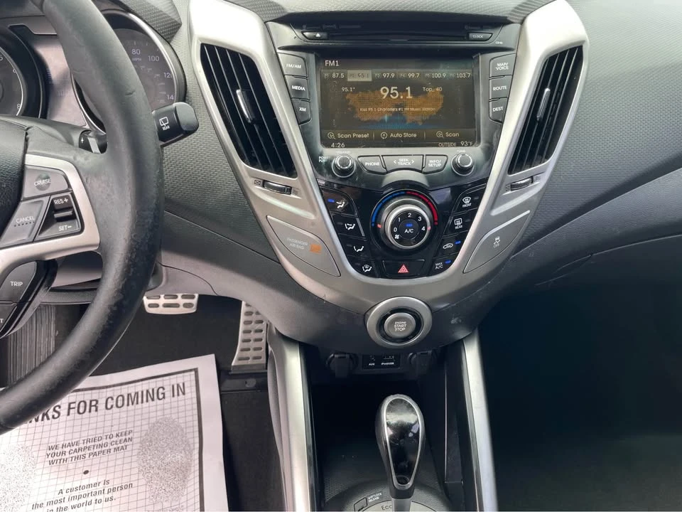 2013 Hyundai Veloster - Image 15 of 20