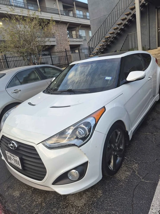 2013 Hyundai Veloster - Image 9 of 11