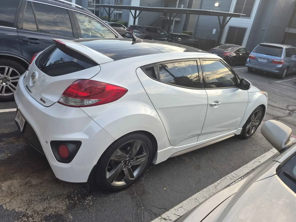 2013 Hyundai Veloster - Image 8 of 11