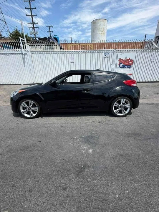 2013 Hyundai Veloster - Image 3 of 6