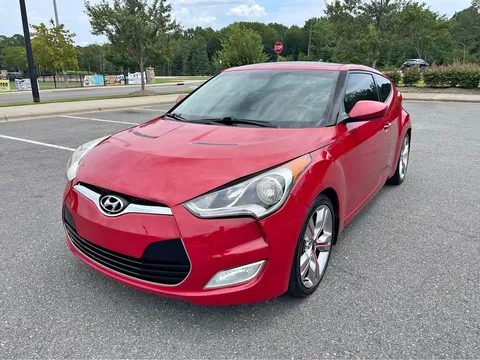 2013 Hyundai Veloster 2.0 Coupe 3D