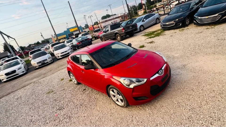 2013 Hyundai Veloster - Image 5 of 20