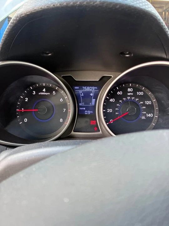 2013 Hyundai Veloster - Image 6 of 10