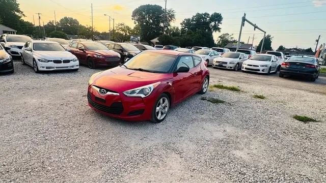 2013 Hyundai Veloster 2.0 Coupe 3D