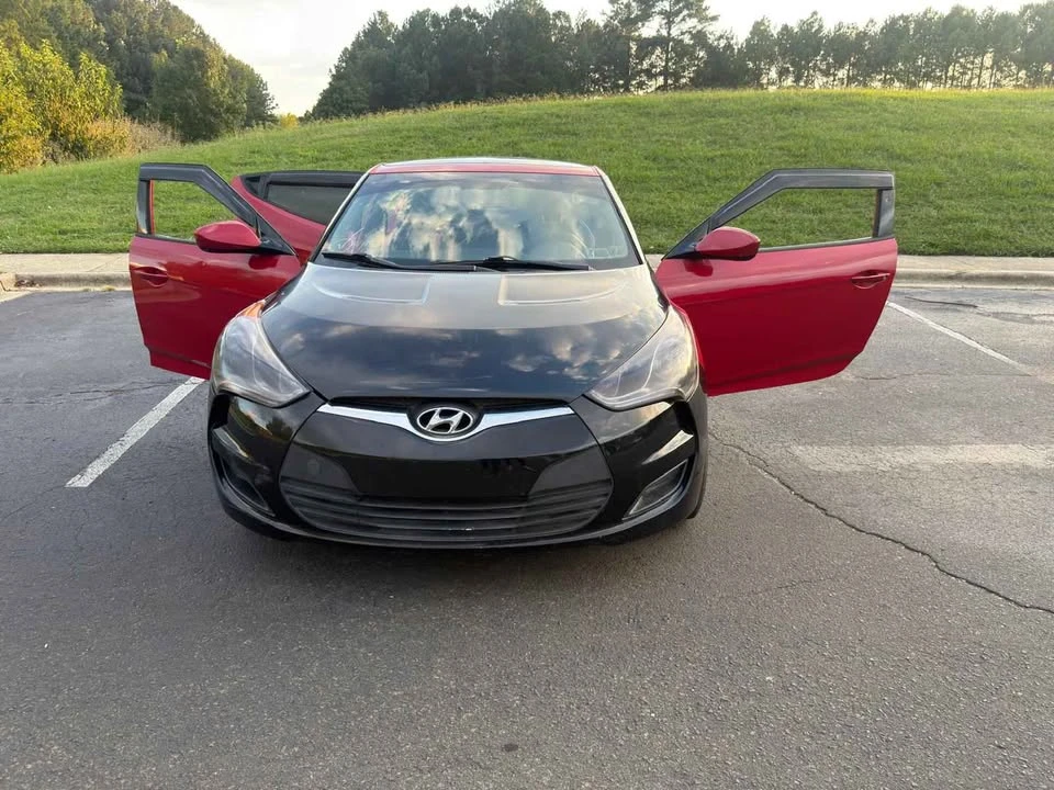 2013 Hyundai Veloster - Image 3 of 6