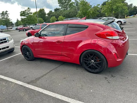 2013 Hyundai Veloster 2.0 Coupe 3D