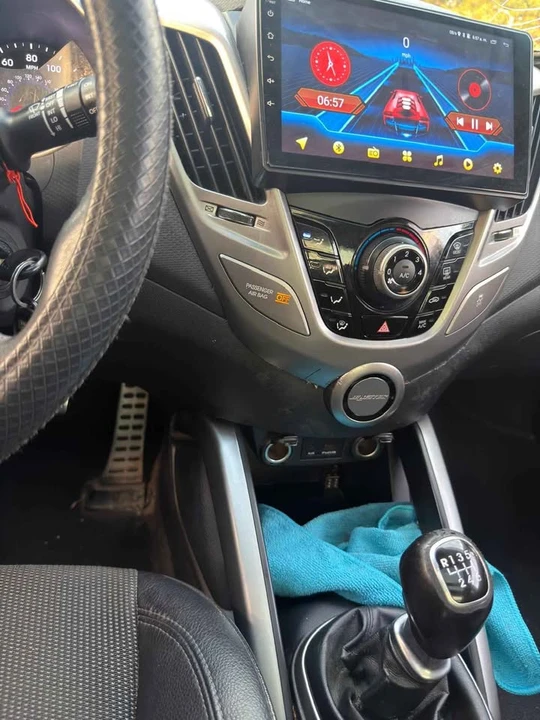 2013 Hyundai Veloster - Image 6 of 6