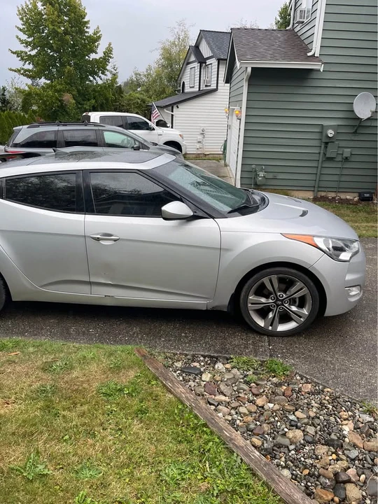 2013 Hyundai Veloster - Image 5 of 7