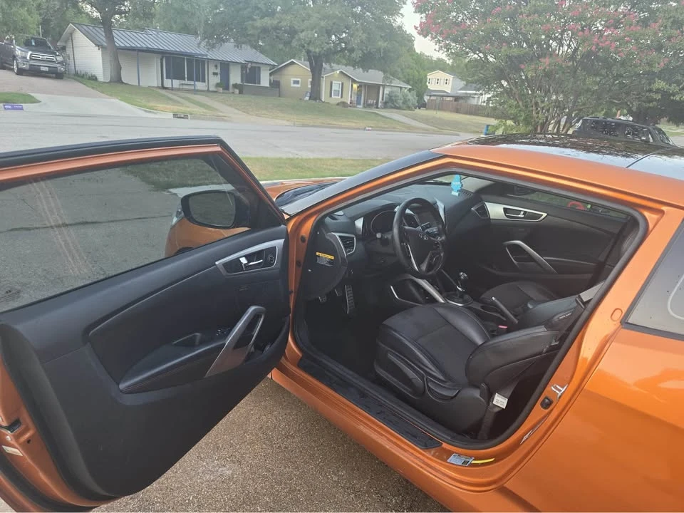 2013 Hyundai Veloster - Image 7 of 13
