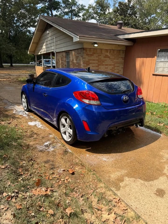 2013 Hyundai Veloster - Image 5 of 8